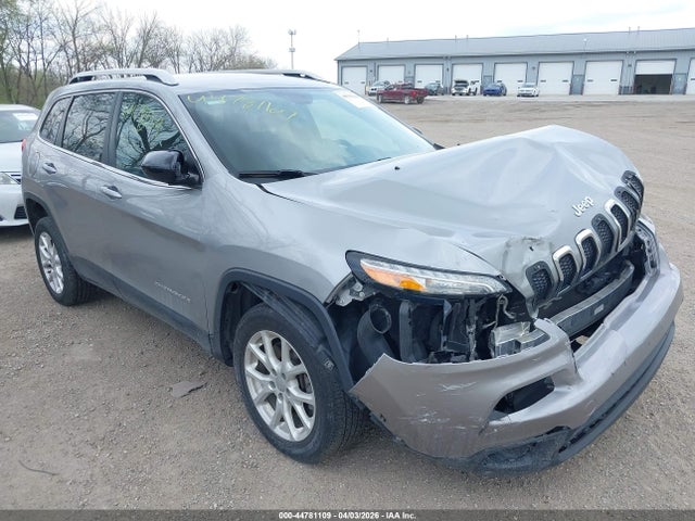 44781109 :رقم المزاد ، 1C4PJMCS2FW545882 vin ، 2015 Jeep Cherokee Latitude مزاد بيع