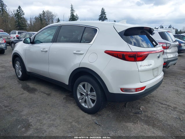 2018 KIA SPORTAGE KNDPM3AC7J7315528 Photo 2