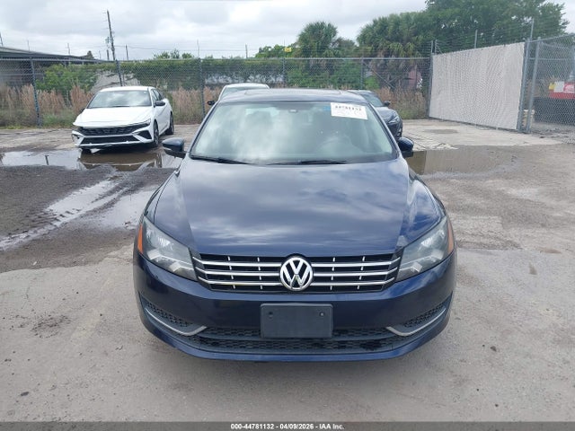 2015 VOLKSWAGEN PASSAT 1VWBV7A30FC011161 Photo 5
