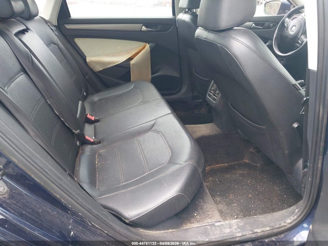 2015 VOLKSWAGEN PASSAT 1VWBV7A30FC011161 Photo 7