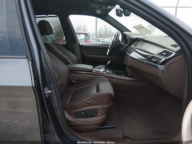 44781135 :رقم المزاد ، 5UXZV8C54DL892514 vin ، 2013 Bmw X5 Xdrive50i مزاد بيع
