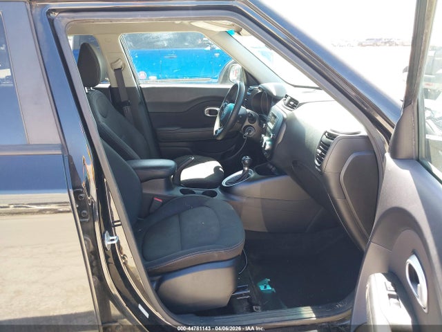 KNDJN2A26G7357329 KIA Soul