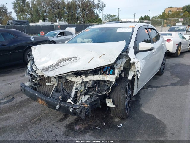 Toyota COROLLA SE 2019 5YFBURHE4KP880288 Image 2
