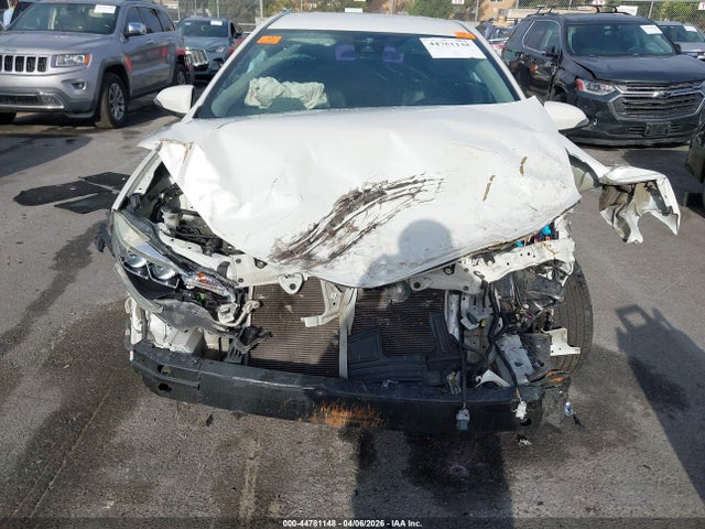 Toyota COROLLA SE 2019 5YFBURHE4KP880288 Image 6