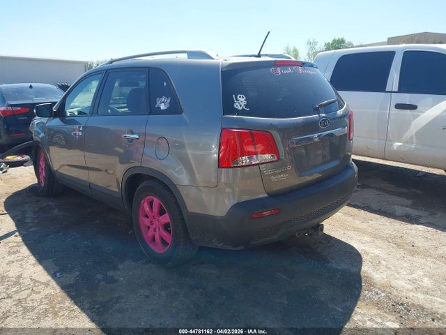 Продажа на аукционе авто 2012 Kia Sorento Lx V6, vin: 5XYKTDA24CG287249, номер лота: 44781162