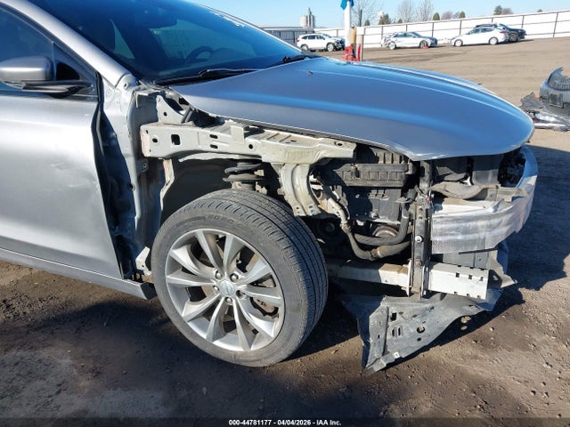 2016 Chrysler 200 S მანქანა იყიდება აუქციონზე, vin: 1C3CCCDG6GN126233, აუქციონის ნომერი: 44781177