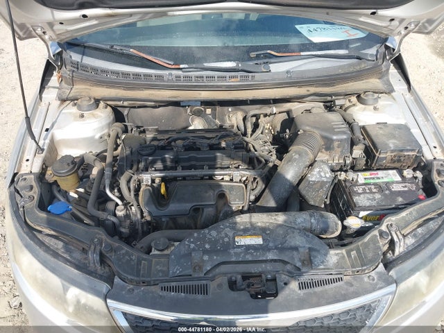 44781180 :رقم المزاد ، KNAFW4A30B5422569 vin ، 2011 Kia Forte Sx مزاد بيع