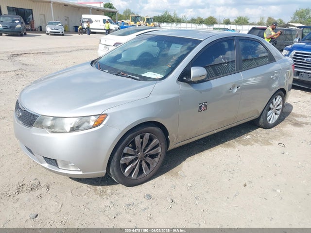 44781180 :رقم المزاد ، KNAFW4A30B5422569 vin ، 2011 Kia Forte Sx مزاد بيع
