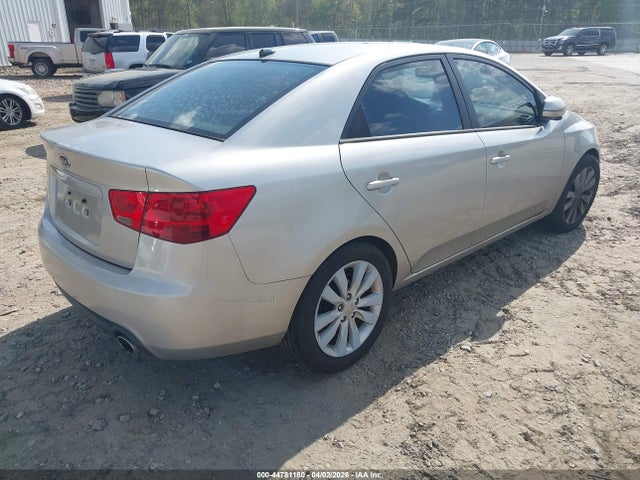44781180 :رقم المزاد ، KNAFW4A30B5422569 vin ، 2011 Kia Forte Sx مزاد بيع