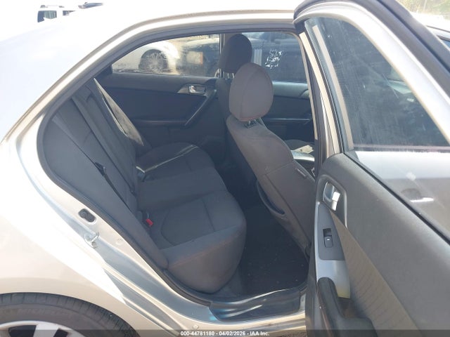 44781180 :رقم المزاد ، KNAFW4A30B5422569 vin ، 2011 Kia Forte Sx مزاد بيع