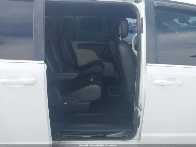 2C4RDGCG7JR179416 Dodge Grand Caravan Sxt