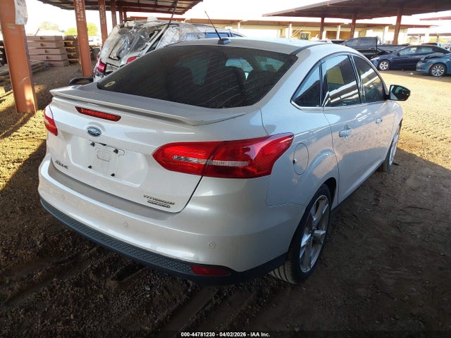 Ford Focus Titanium 2016 1FADP3J21GL225671 Image 4