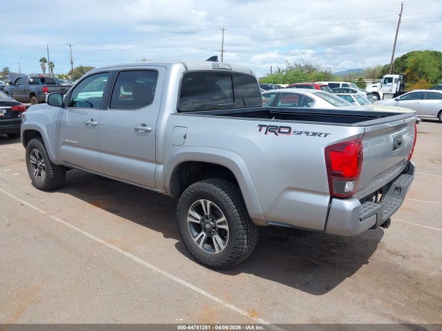 3TMAZ5CNXJM053737 Toyota Tacoma Sr5 V6
