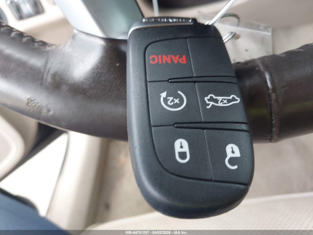 Продажа на аукционе авто 2014 Chrysler 300c, vin: 2C3CCAETXEH200677, номер лота: 44781257
