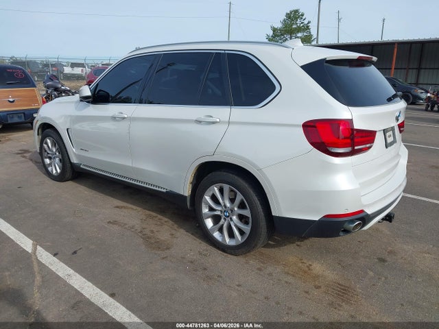 2014 BMW X5 5UXKS4C53E0J93560 Photo 2
