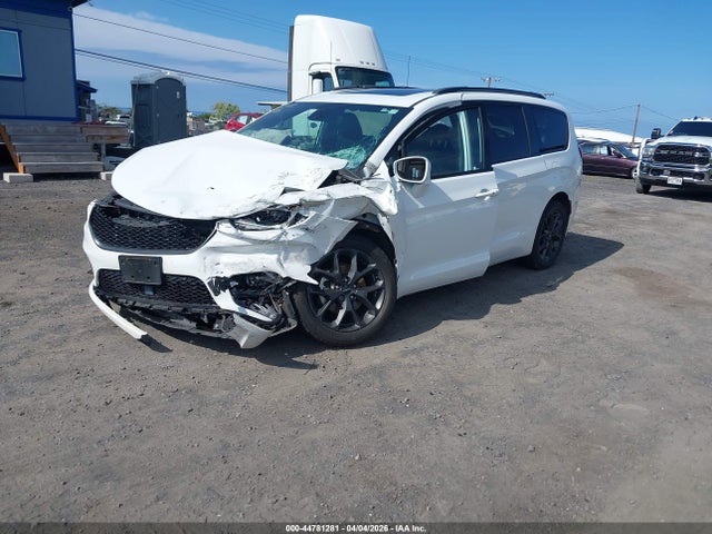 44781281 :رقم المزاد ، 2C4RC1BG3NR130480 vin ، 2022 Chrysler Pacifica Touring L مزاد بيع