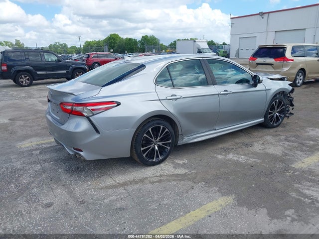 2019 TOYOTA CAMRY 4T1B11HK5KU714280 Photo 3