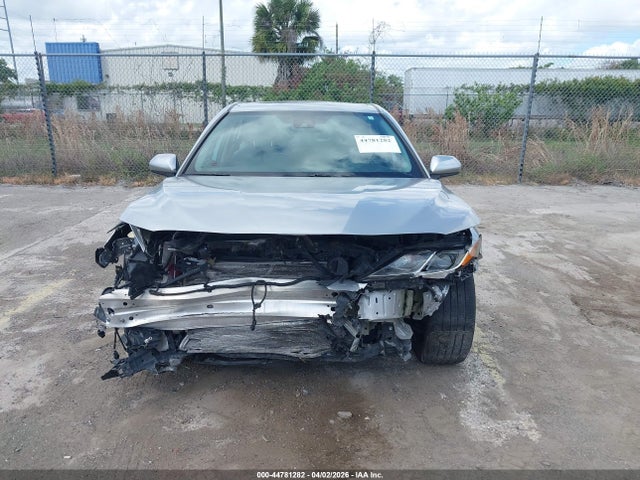 2019 TOYOTA CAMRY 4T1B11HK5KU714280 Photo 5