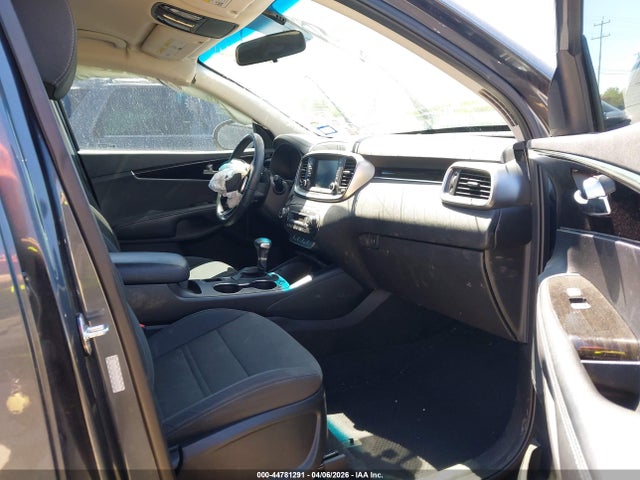 44781291 :رقم المزاد ، 5XYPG4A57LG683499 vin ، 2020 Kia Sorento 3.3l S مزاد بيع