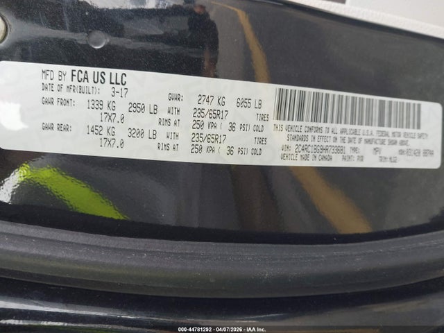 44781292 :رقم المزاد ، 2C4RC1BG9HR733681 vin ، 2017 Chrysler Pacifica Touring-l مزاد بيع