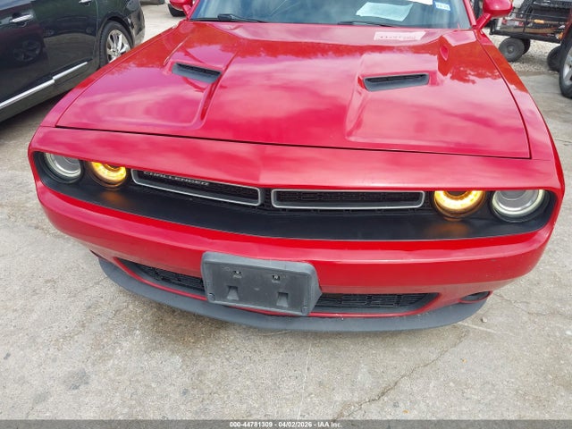 2015 Dodge Challenger Sxt მანქანა იყიდება აუქციონზე, vin: 2C3CDZAG6FH730697, აუქციონის ნომერი: 44781309