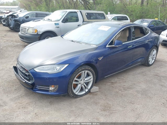 Продаж на аукціоні авто 2015 Tesla Model S 70d/85d/p85d, vin: 5YJSA1S21FF093177, номер лоту: 44781399