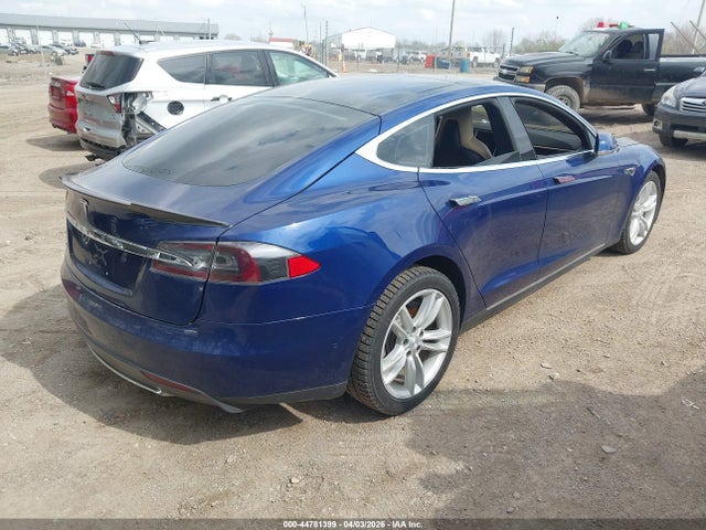Продаж на аукціоні авто 2015 Tesla Model S 70d/85d/p85d, vin: 5YJSA1S21FF093177, номер лоту: 44781399