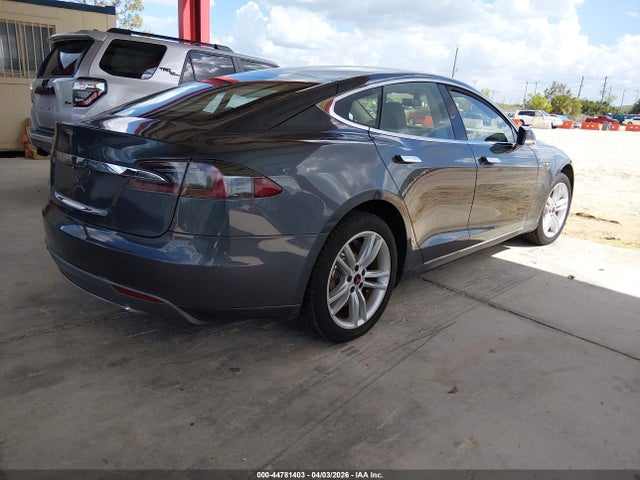 Aukcja sprzedaży 2013 Tesla Model S, vin: 5YJSA1AC2DFP10769, numer aukcji: 44781403