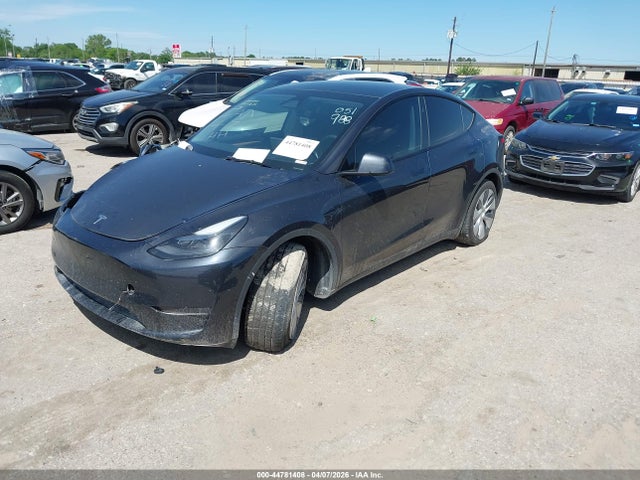 2024 Tesla Model Y Long Range Single Motor Rear-wheel Drive/rwd მანქანა იყიდება აუქციონზე, vin: 7SAYGDED6RF051988, აუქციონის ნომერი: 44781408