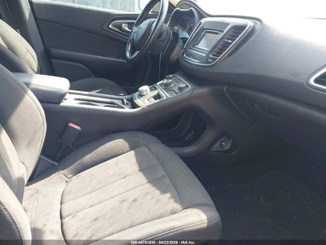 Продаж на аукціоні авто 2016 Chrysler 200 Touring, vin: 1C3CCCFB0GN186154, номер лоту: 44781438