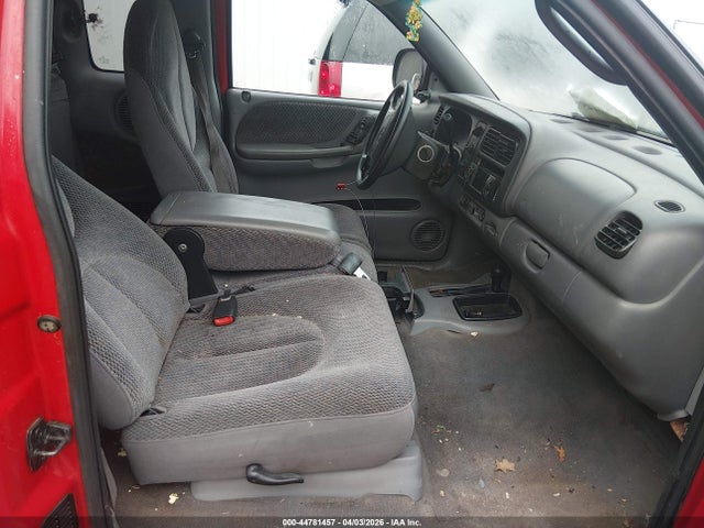 44781457 :رقم المزاد ، 1B7GG22Y7WS560233 vin ، 1998 Dodge Dakota Slt/sport مزاد بيع