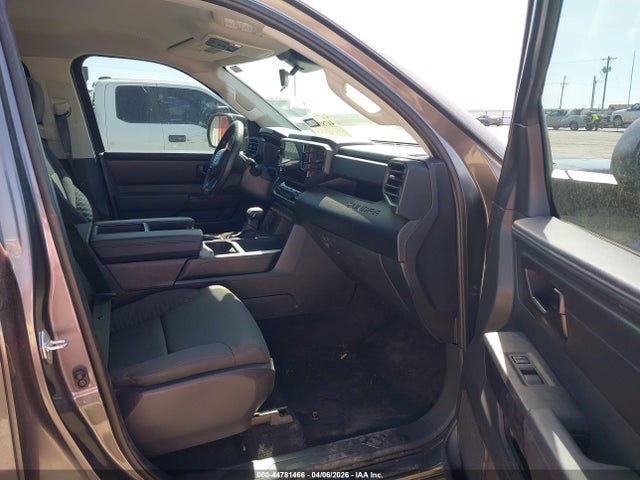 Продажа на аукционе авто 2024 Toyota Tundra Sr 4wd, vin: 5TFKB5DB8RX228229, номер лота: 44781466