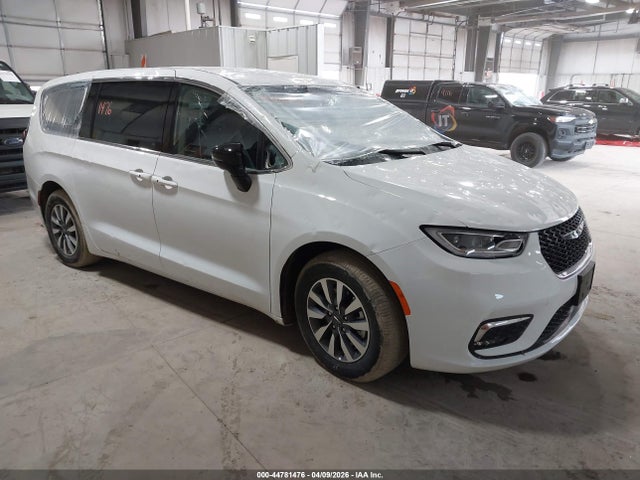 2024 CHRYSLER PACIFICA HYBRID 2C4RC1S73RR169141