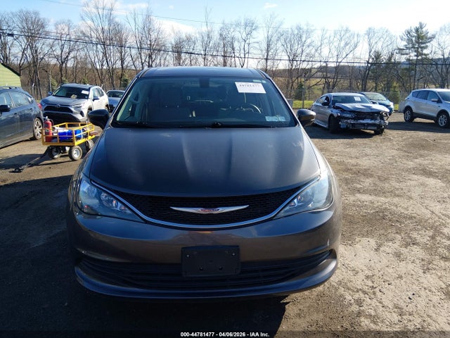 44781477 :رقم المزاد ، 2C4RC1CG5LR181720 vin ، 2020 Chrysler Voyager Lx مزاد بيع