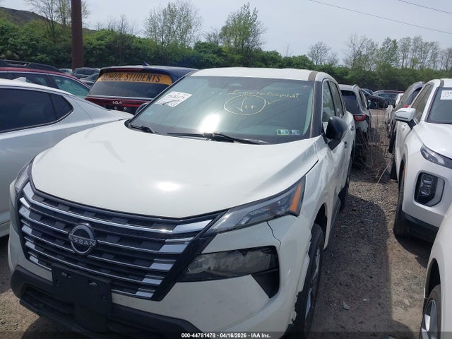 5N1BT3AB2RC701745 Nissan Rogue S Intelligent Awd