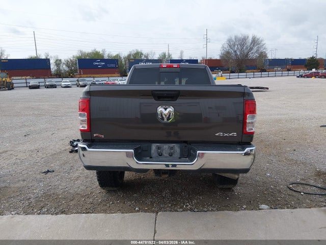 3C6UR5CLXRG276292 RAM 2500 Tradesman 4x4 6&#039;4 Box