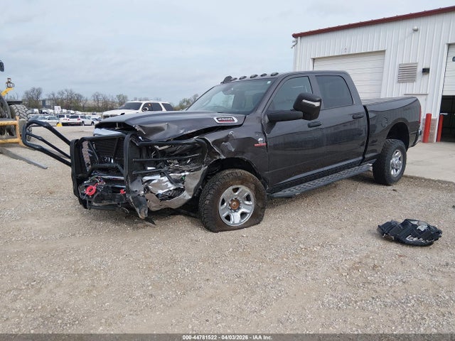 3C6UR5CLXRG276292 RAM 2500 Tradesman 4x4 6&#039;4 Box