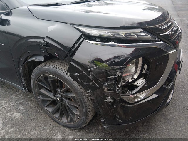 Продаж на аукціоні авто 2022 Mitsubishi Outlander Black Edition S-awc/se 2.5 S-awc/se Launch Edition S-awc, vin: JA4J4UA8XNZ070185, номер лоту: 44781523