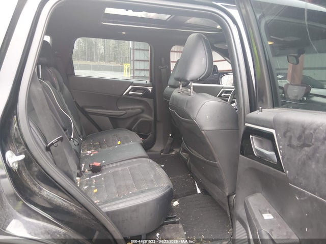 Продаж на аукціоні авто 2022 Mitsubishi Outlander Black Edition S-awc/se 2.5 S-awc/se Launch Edition S-awc, vin: JA4J4UA8XNZ070185, номер лоту: 44781523
