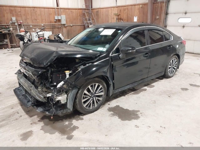 2018 SUBARU LEGACY 4S3BNAF61J3010340 Photo 1