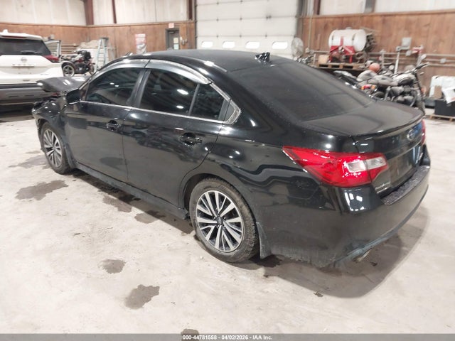 2018 SUBARU LEGACY 4S3BNAF61J3010340 Photo 2