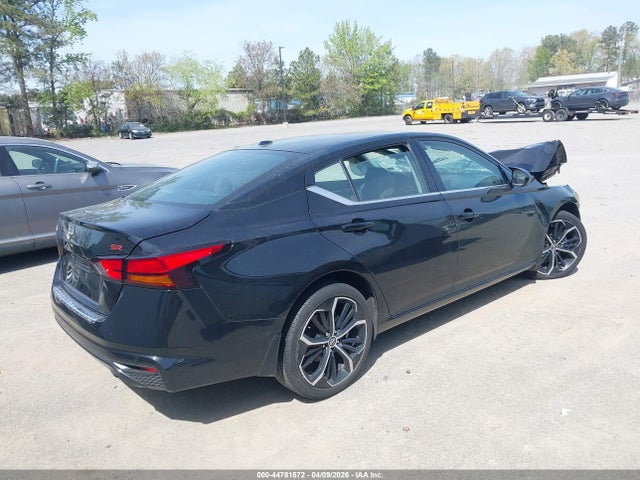44781572 :رقم المزاد ، 1N4BL4CVXPN349653 vin ، 2023 Nissan Altima Sr Fwd مزاد بيع