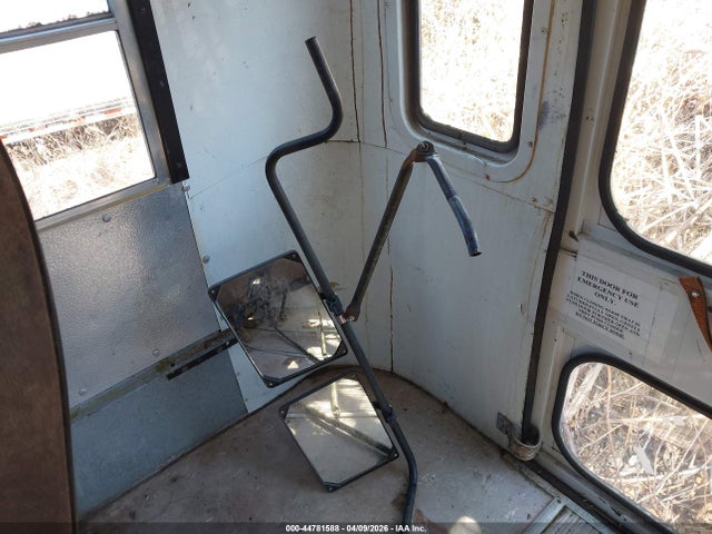 1998 Chevrolet Bus Cutaway მანქანა იყიდება აუქციონზე, vin: 1GBHG31F1W1030036, აუქციონის ნომერი: 44781588
