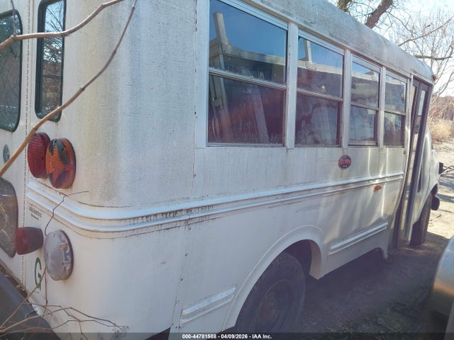 1998 Chevrolet Bus Cutaway მანქანა იყიდება აუქციონზე, vin: 1GBHG31F1W1030036, აუქციონის ნომერი: 44781588