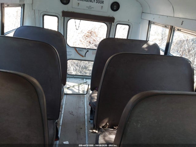 1998 Chevrolet Bus Cutaway მანქანა იყიდება აუქციონზე, vin: 1GBHG31F1W1030036, აუქციონის ნომერი: 44781588