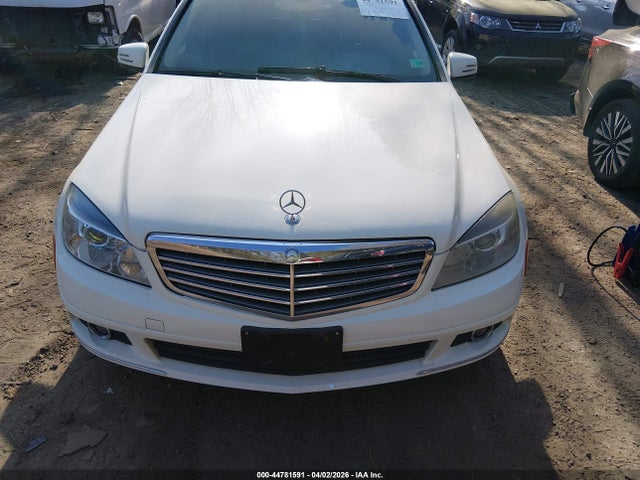 2011 Mercedes-benz C 300 Luxury 4matic/sport 4matic მანქანა იყიდება აუქციონზე, vin: WDDGF8BBXBR154245, აუქციონის ნომერი: 44781591
