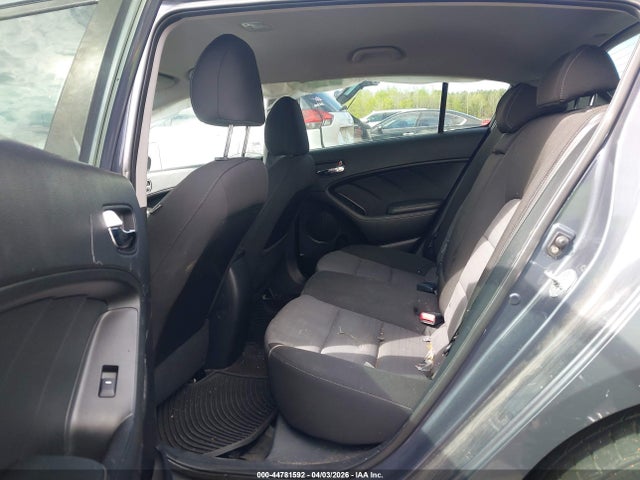 44781592 :رقم المزاد ، KNAFX5A8XG5600686 vin ، 2016 Kia Forte Ex مزاد بيع