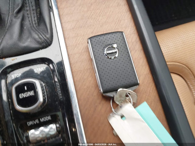 YV4A22PLXG1091788 Volvo Xc90 T6 Inscription