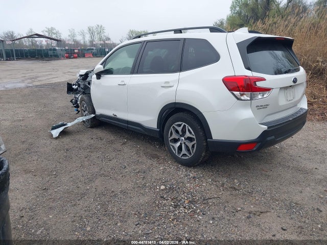 2021 Subaru Forester Premium მანქანა იყიდება აუქციონზე, vin: JF2SKAFC0MH403625, აუქციონის ნომერი: 44781613