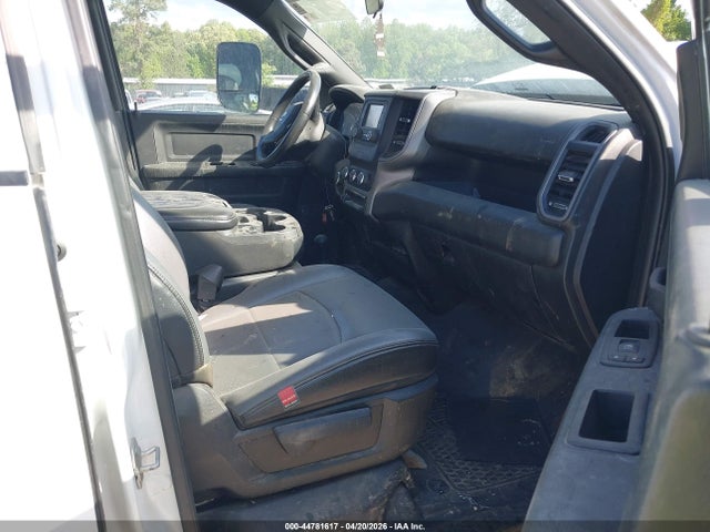 3C6UR5HJ9MG509191 RAM 2500 Tradesman 4x4 8&#039; Box
